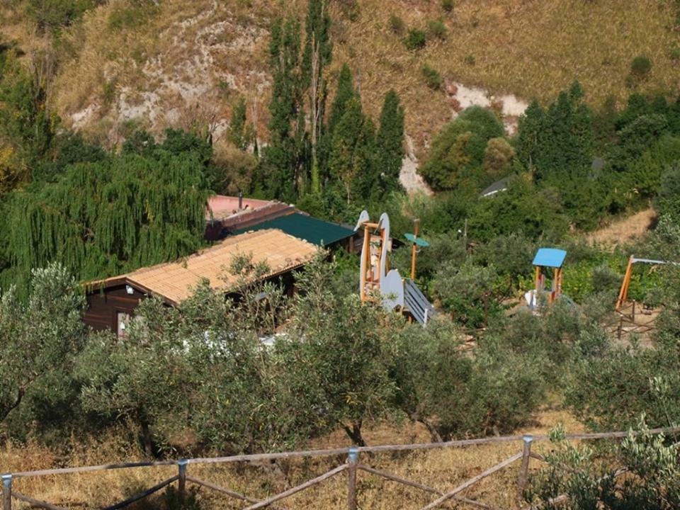 Agriturismo Gelso Villa Castellana Sicula Bagian luar foto